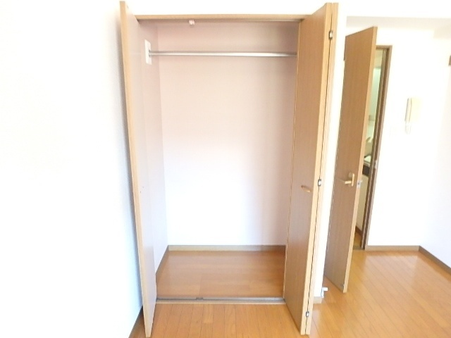 リーザ川名 収納