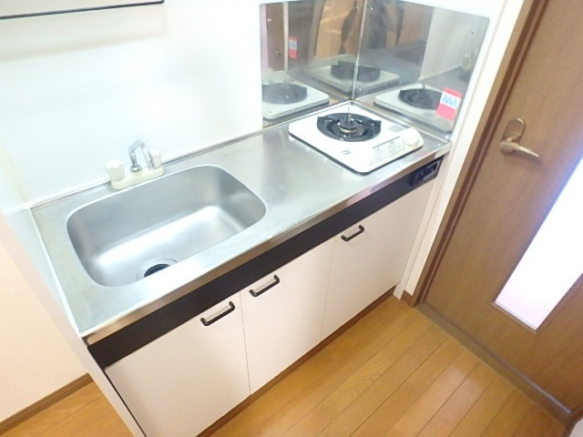 リーザ川名 キッチン