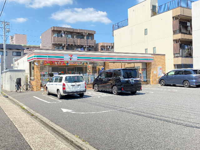 ヴァンテアン桜山 セブンイレブン