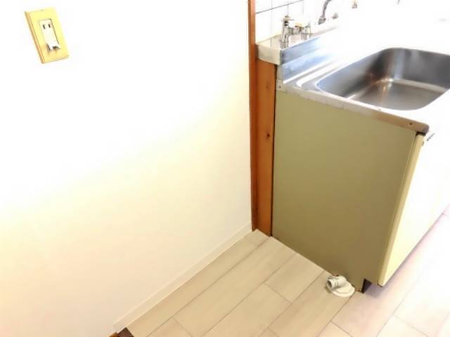 永和ビル 洗濯機置場