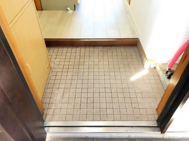 永和ビル 玄関