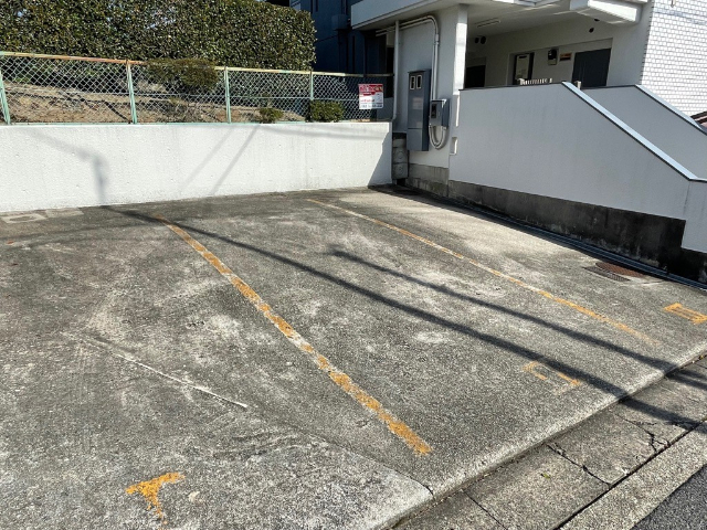 カルボンヌ音聞山 駐車場