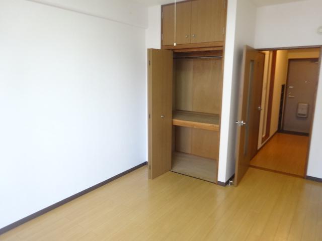クラブ亭ビル 収納