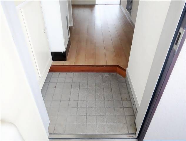 ルイシャトレ社台 玄関