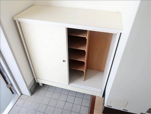 ルイシャトレ社台 下駄箱