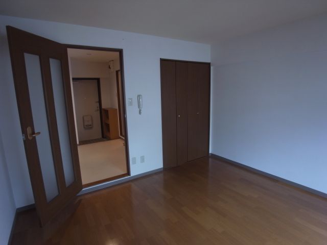 長谷川１２番館 リビング