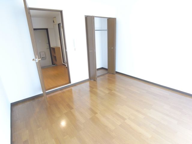 長谷川１２番館 リビング
