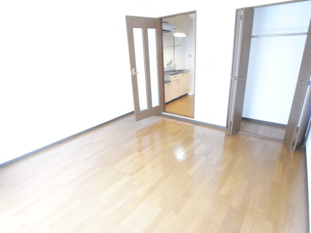 長谷川１２番館 リビング