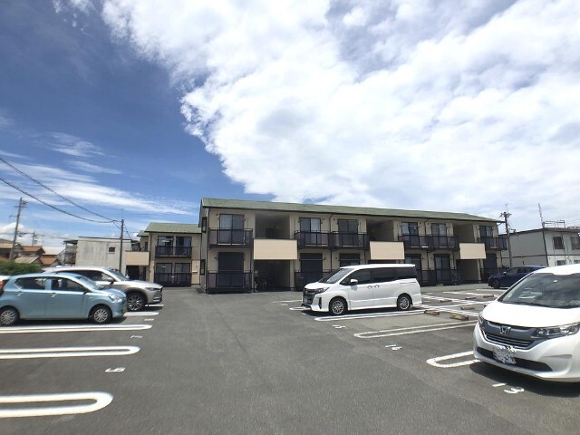 サニーコート上浜Ｂ 駐車場