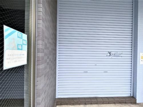 ゴッドヒル栄 駐車場