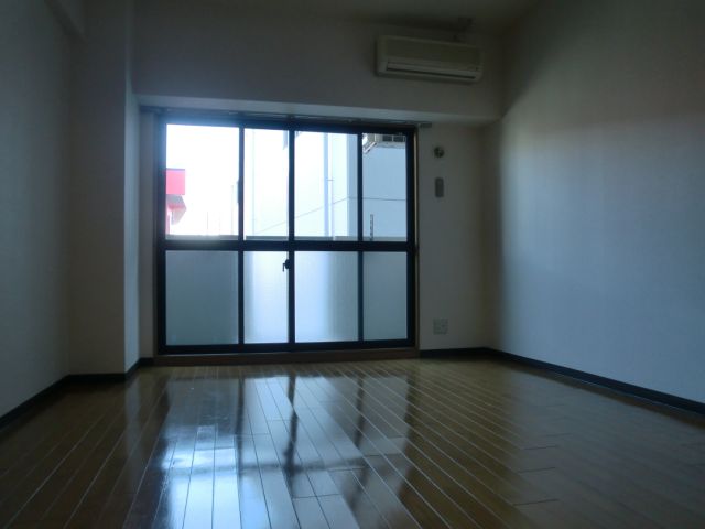 ヤマトマンション大須Ⅴ エアコンが設備で付いています。