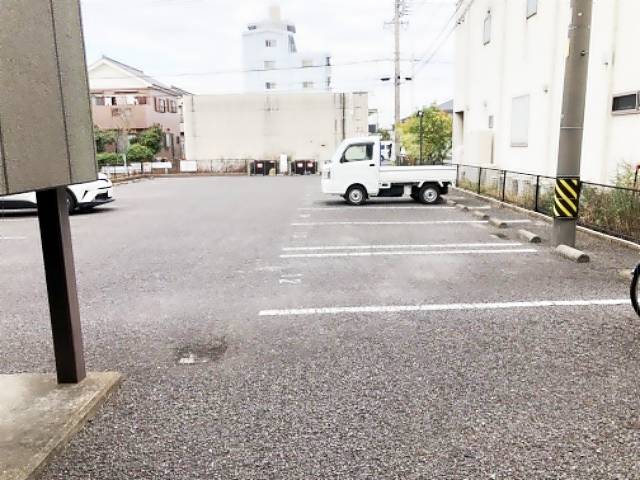 エスポワール雅 駐車場スペースです