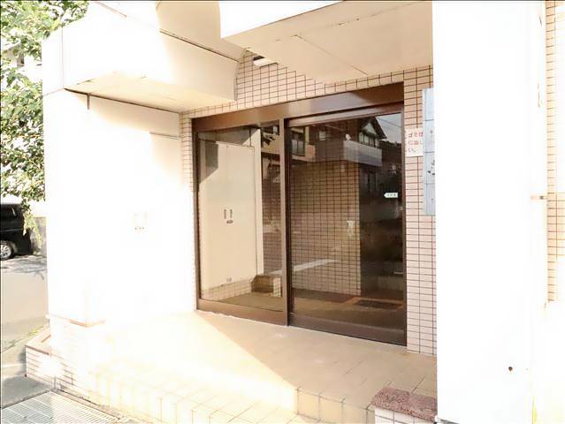 エタニティハイツ エントランス