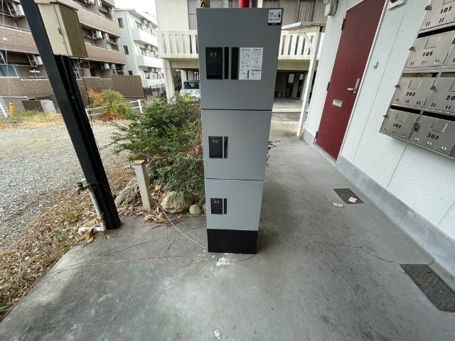 ストーンヒル八事 宅配ボックス