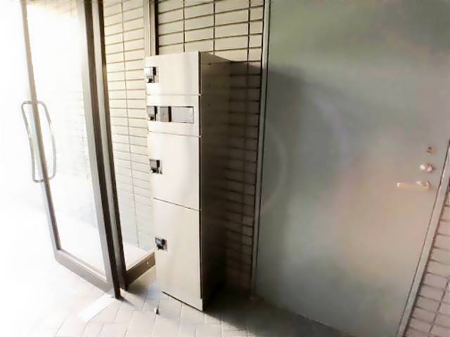 アーバングレーファースト エントランス
