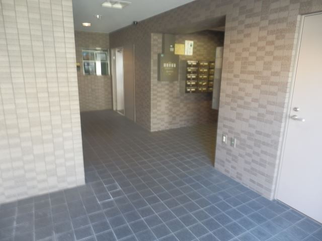 アルカディア谷口 エントランス