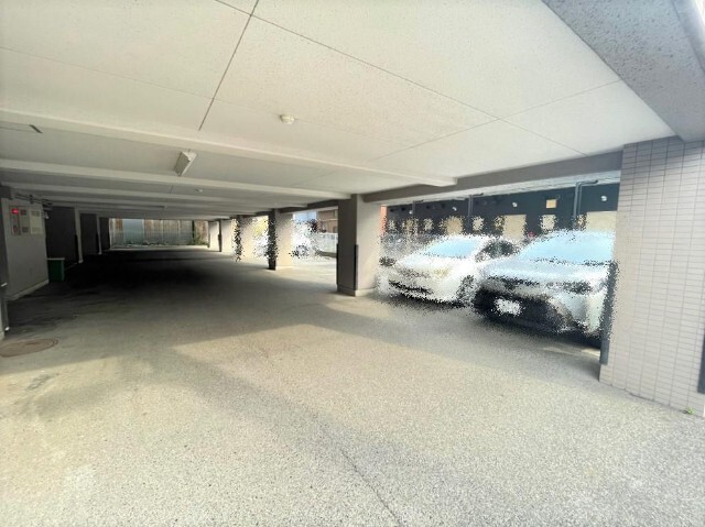 アルカディア谷口 駐車場