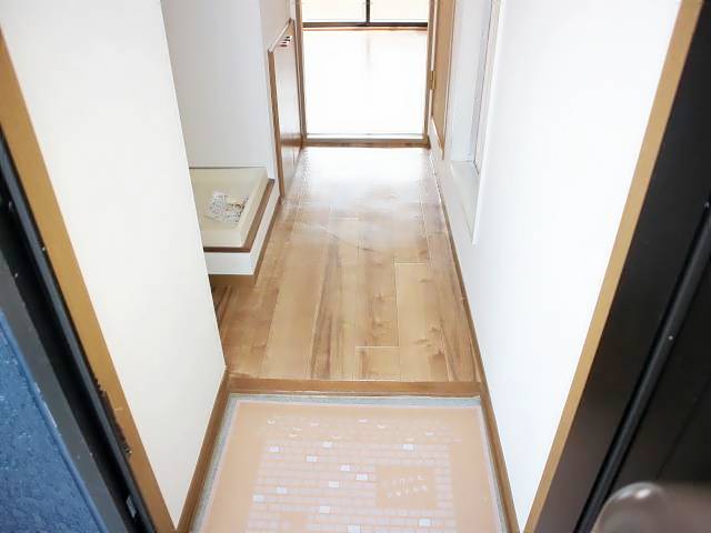 アールズDEUX 玄関