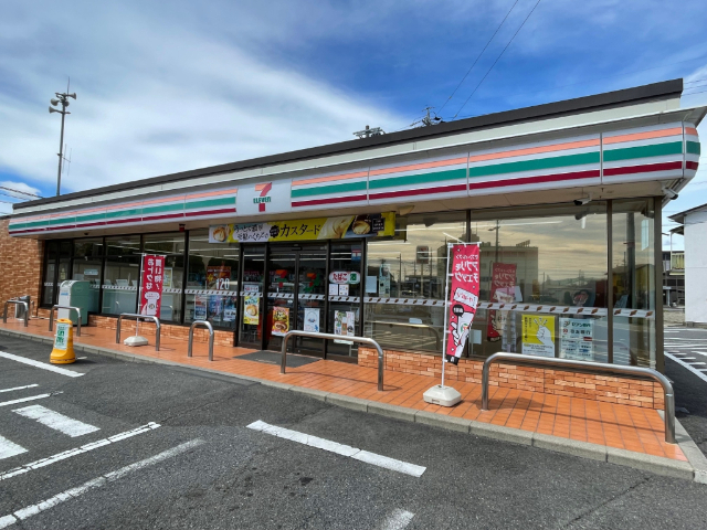 コーポサンシャイン セブンイレブン津市一身田中野店