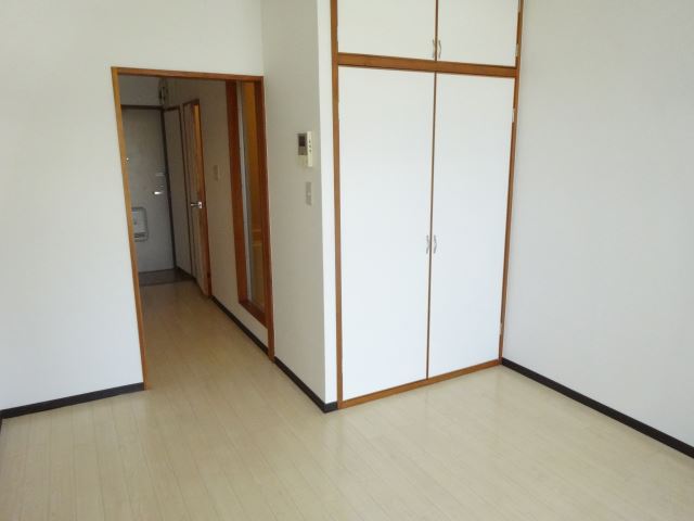 アートハウスＫ リビング