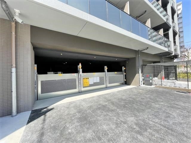 ラグゼナ上前津 駐車場