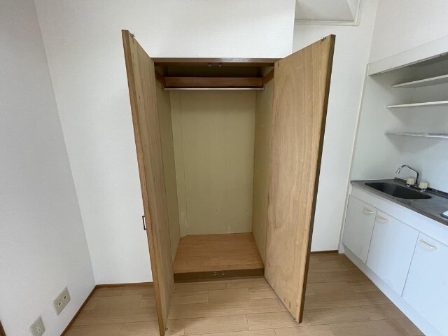 アルファビル 収納