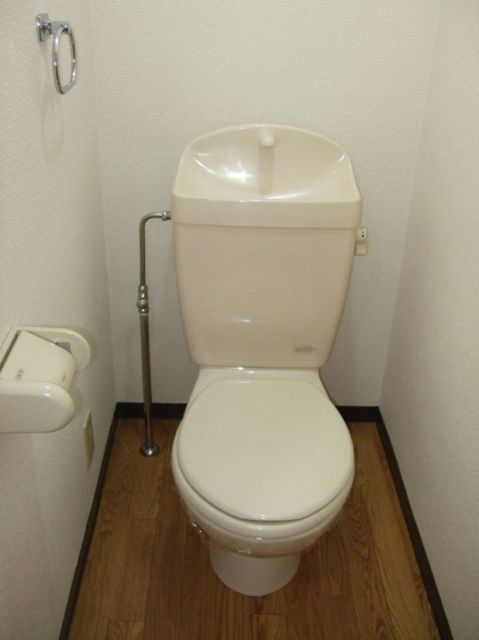 アルファビル その他