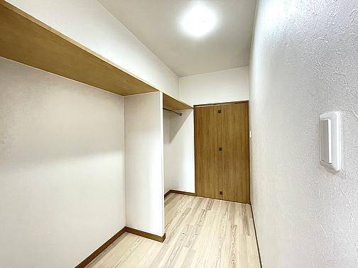 サンモール菊井 収納