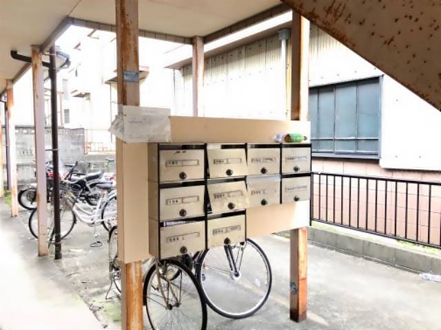 キャッスルハウス田園 集合ポスト