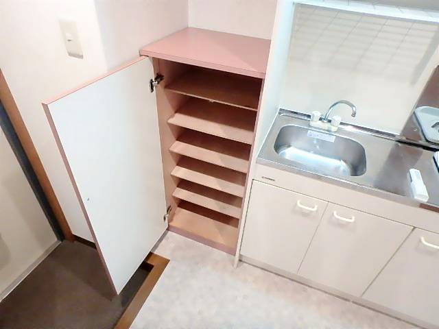 アーバンコート小松 収納