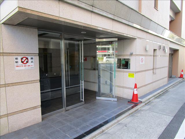 エスティメゾン東別院 エントランス