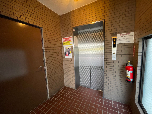 ダイアパレス上社第３ ロビー