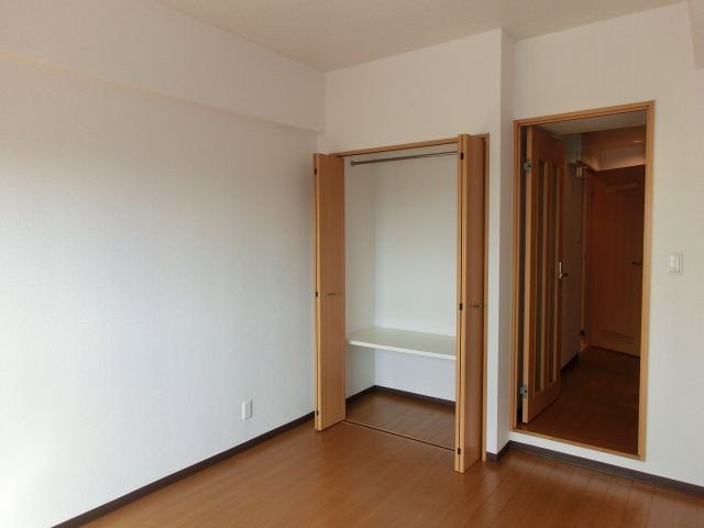ステーションビル・舞 収納