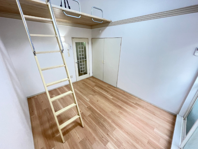 エポペ西日置 リビング