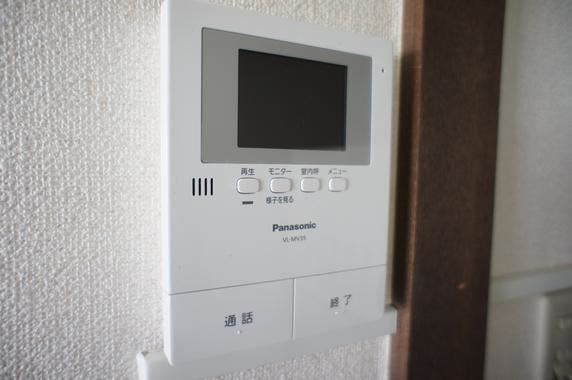 エポックダボ TVモニター付インターホンなので安心です。