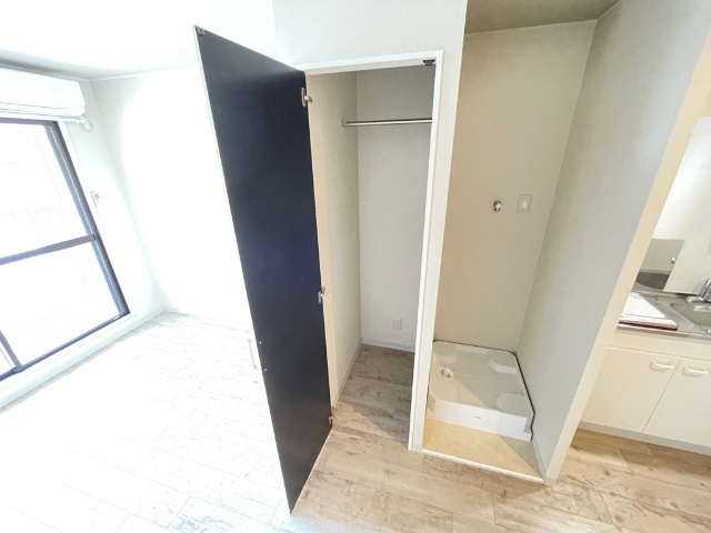 シーズンコート赤池 収納
