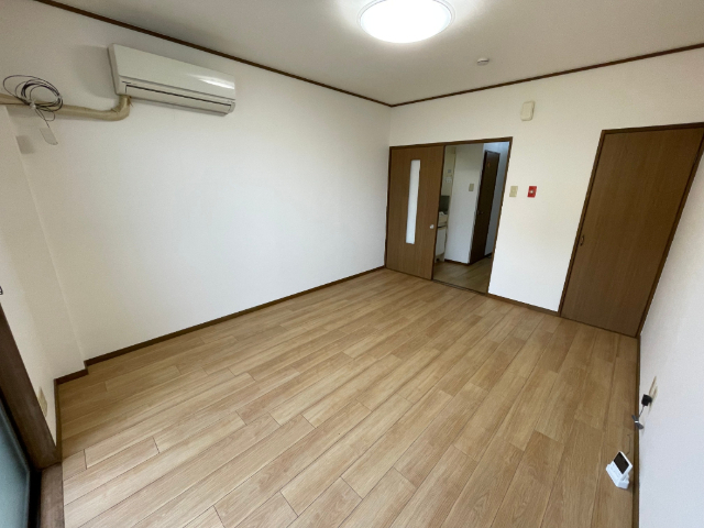 ハイツイーストリバーサンシャインＢ 反転タイプの写真です。