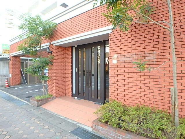 イースタンヒルズ藤が丘駅前 エントランス