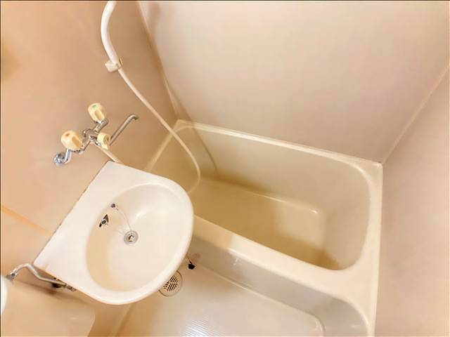 リバーサイドドリーム 清潔感あるお風呂場です。