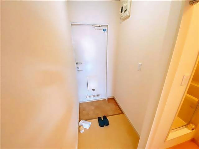 アネックス香坂 玄関