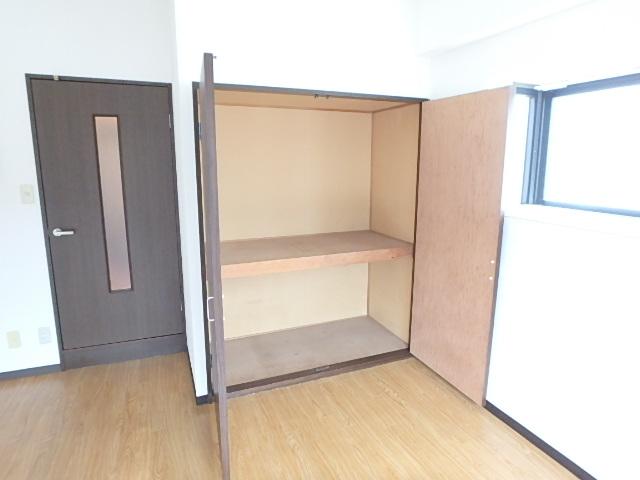 ラベンダーヒルズ・Ｋ 収納