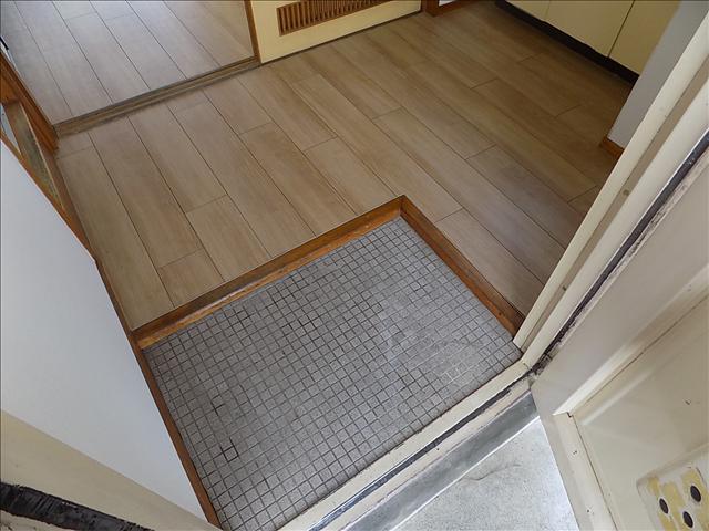 ＭＹビル 玄関