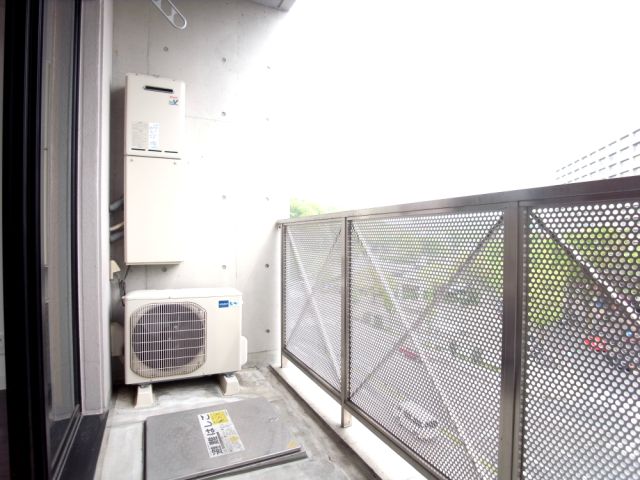 ルミナーレ東山公園 ベランダ