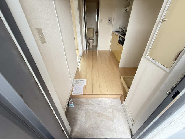 レジデンス山手 玄関