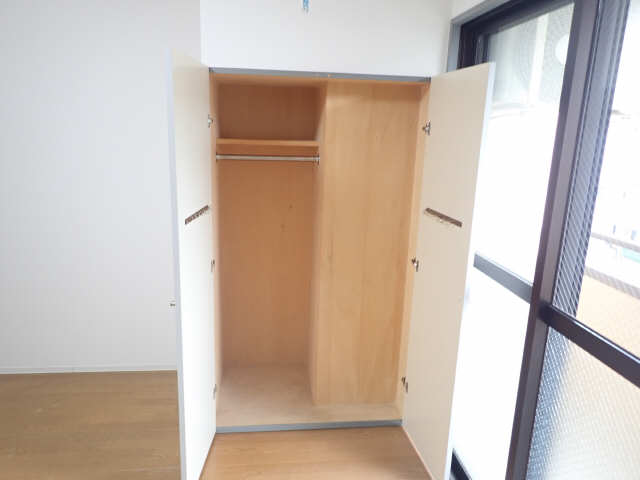 ドエル杁中 収納