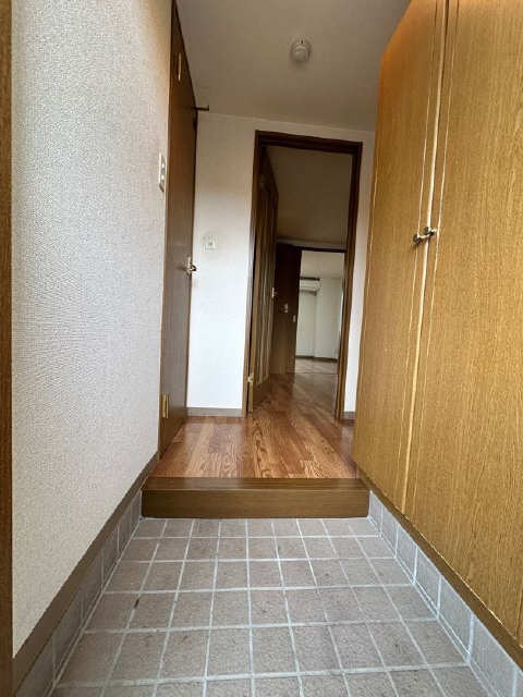 アイレ 玄関