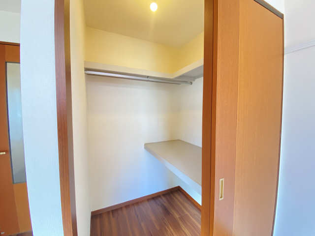 ルーストけやき 収納