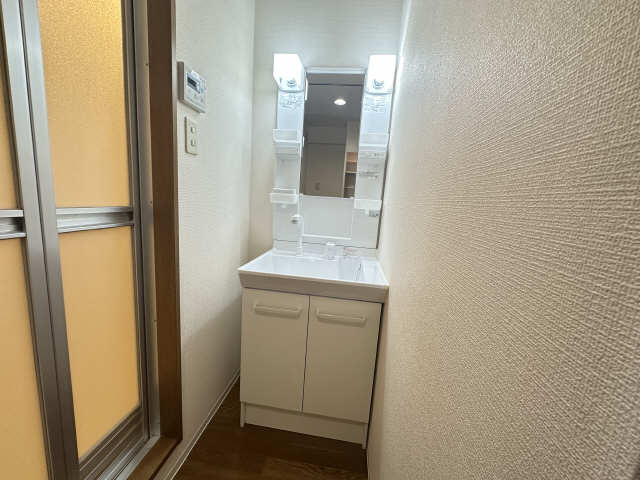 アヴェニューコート栗真 洗面所