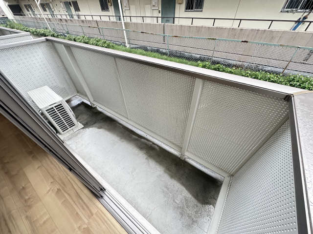 サン・バニアン ベランダ