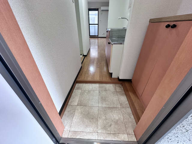 四ッ谷リーブル 玄関